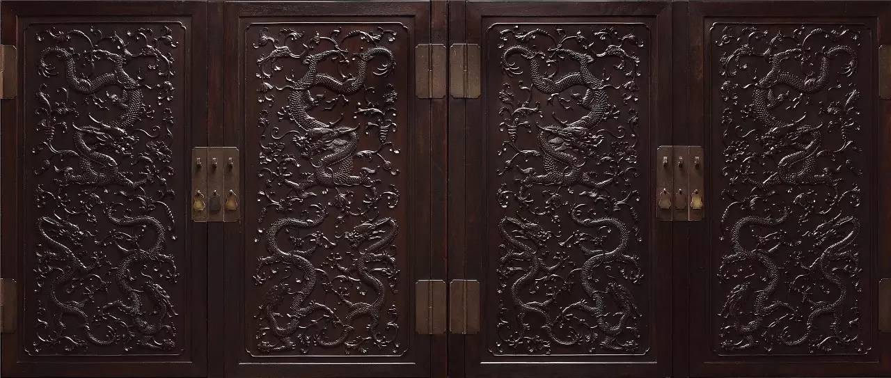 以9315万元刷新世界纪录的紫檀大柜，有你不知道的背后故事|退藏