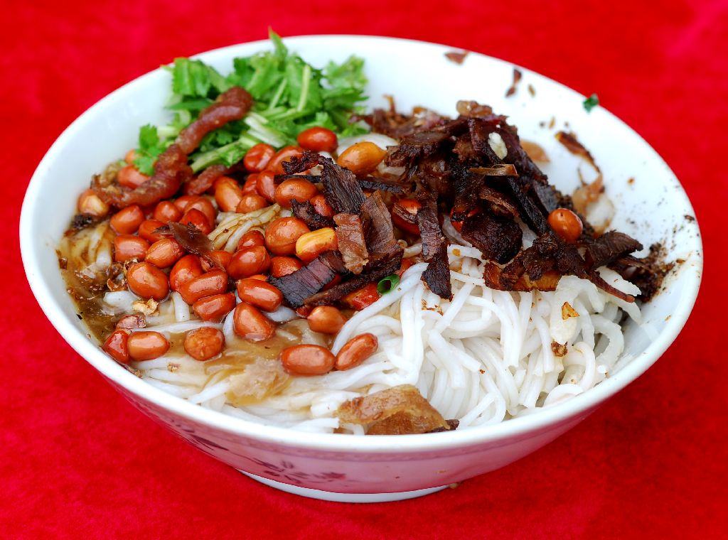 国内餐饮品牌为何争相出海,国内餐饮实体店现状