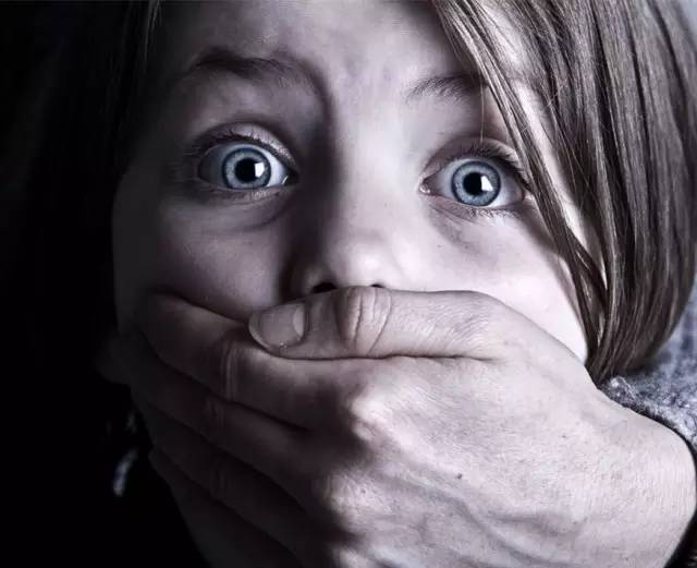 帝王蟹和海王蟹哪个更厉害,春节帝王蟹和波龙哪个更值得吃