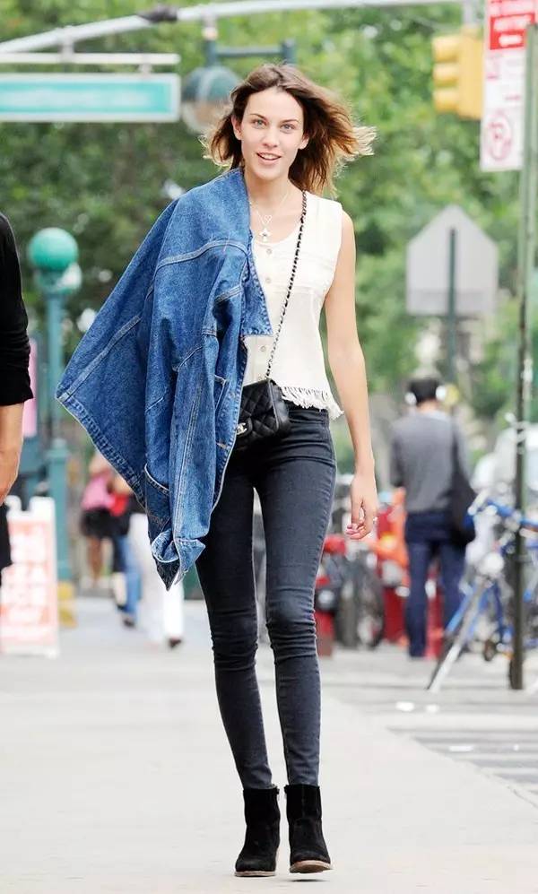 时髦办|不知道牛仔外套哪里好，可就是谁也替代不了