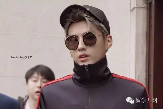 浠垮鏄庢槦鍑鸿,浠垮鍑鸿