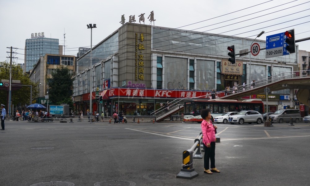 衣恋旗下服装店,衣恋中国第一家门店开在哪里