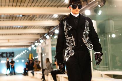 鑻卞浗鏃跺皻娼墝澶у叏,鍒濆埌鑻变鸡