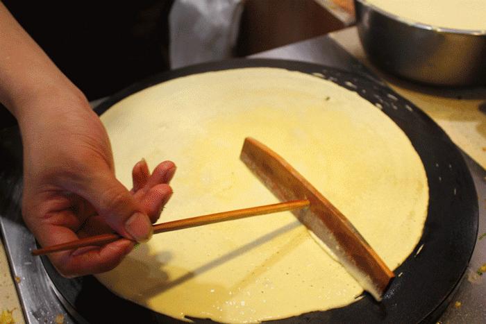 福利网红鸡蛋饼来江南摩尔啦！土豪版简约款自助随心配，你还坐得住?NO.405