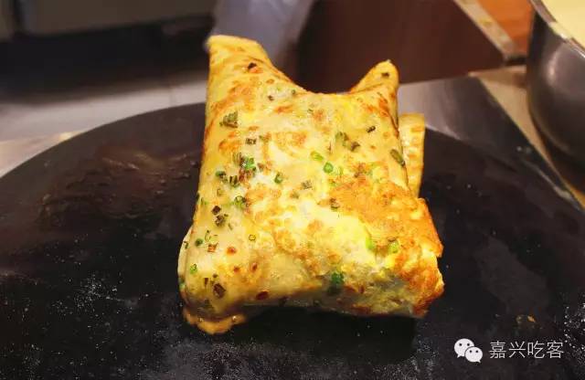 福利网红鸡蛋饼来江南摩尔啦！土豪版简约款自助随心配，你还坐得住?NO.405