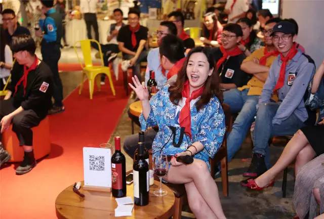 滨江公寓出租拎包入住,滨江国际精装拎包入住