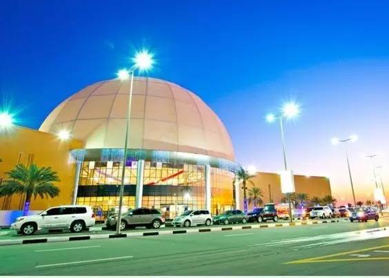 去迪拜旅游是落地签吧,迪拜必买表