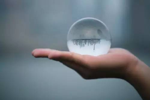 半年报里的秘密之二：“烧钱”时代结束，医药电商进入盈利春天了么？