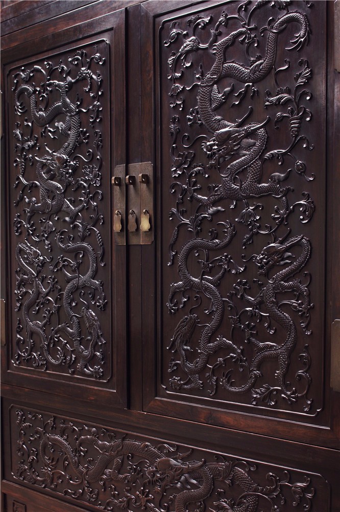 以9315万元刷新世界纪录的紫檀大柜，有你不知道的背后故事|退藏