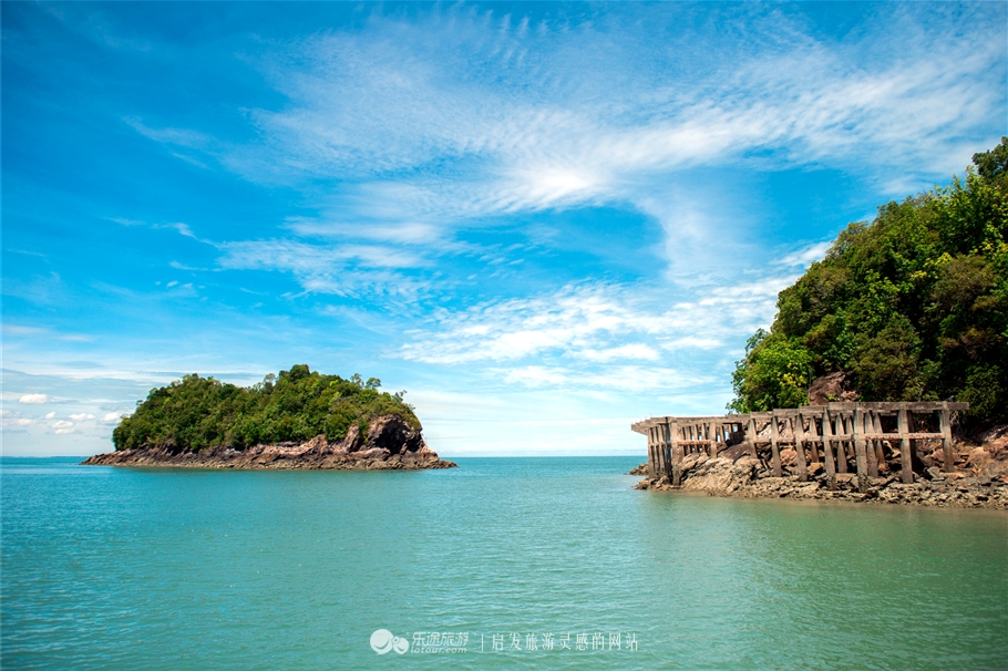 你所不知道的沙滩秘境—“天空之镜”