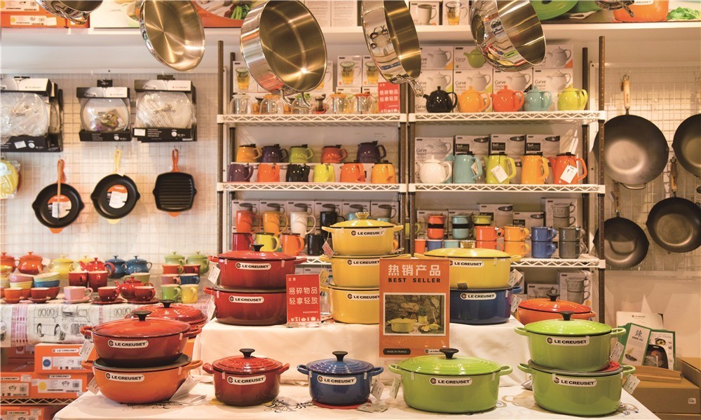 有人愿意花3000元买一口锅，只是因为它长得好看？|CBNweekly