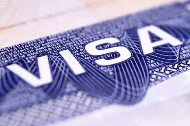 Travelers7|全球最短国际航班；住海绵宝宝公寓；飞机拍卖有乾坤