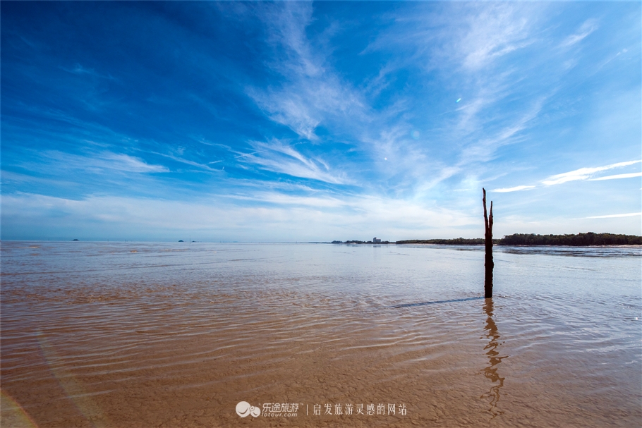 你所不知道的沙滩秘境—“天空之镜”