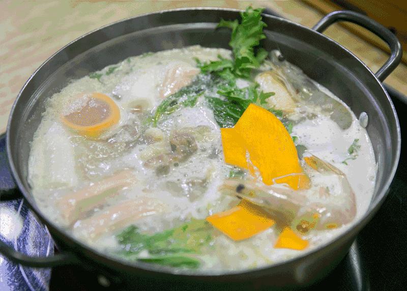 这家隐秘的韩料小店,仅靠5道菜就获得五星好评!还成了韩国人的深夜食堂!