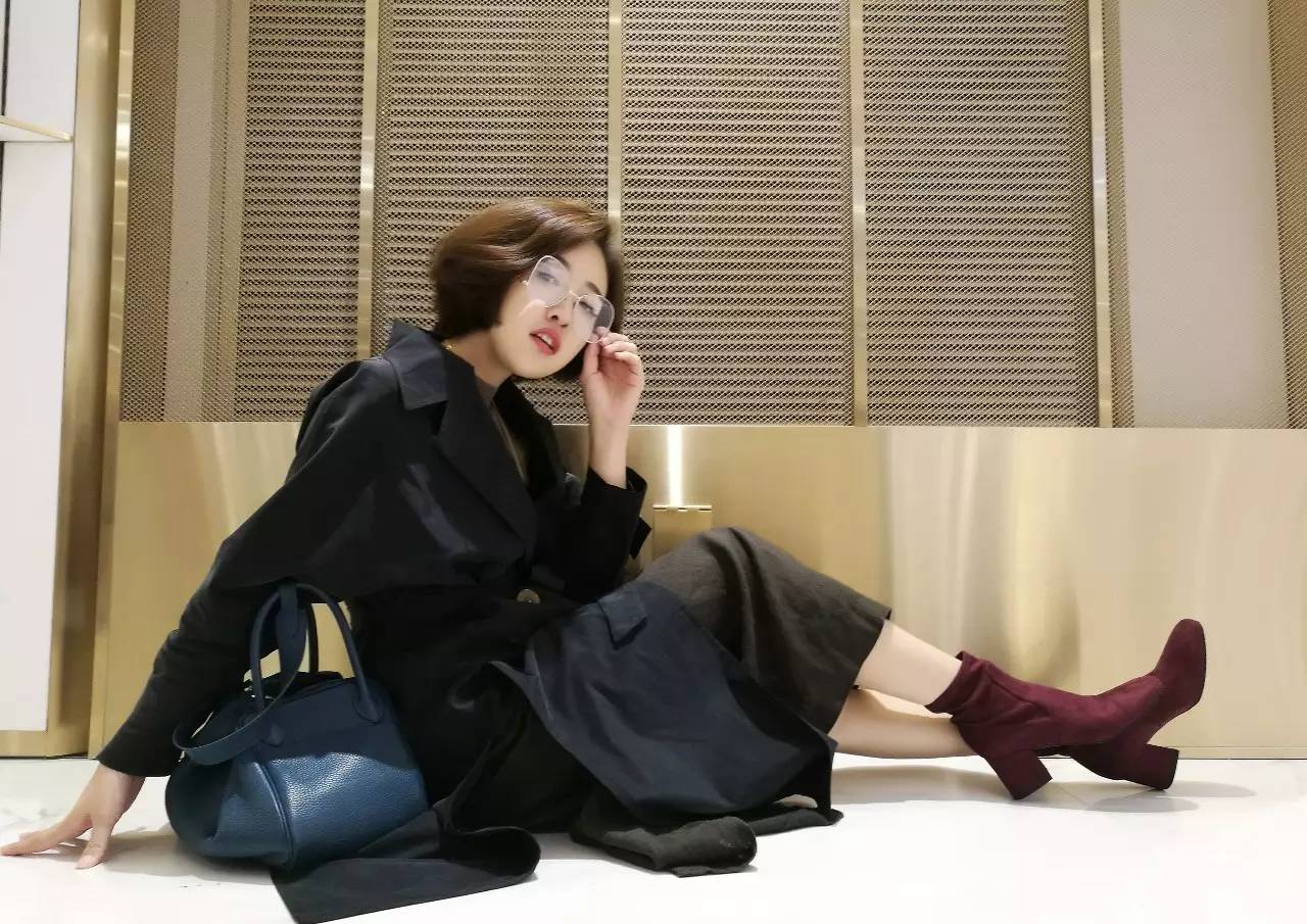 秋天又要更新衣柜？不如来香港完成咱们的换季大业！