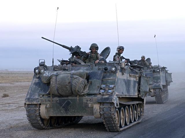 俄罗斯与美军装甲车,俄罗斯虎式装甲车vs美国悍马