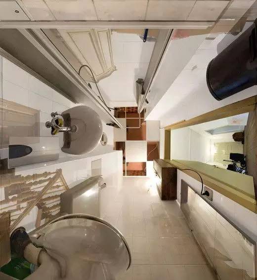 从脚底看房间是何等的体验?