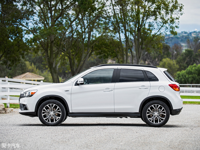 三菱劲炫asx2.0l油耗多少,三菱asx劲炫2.0二手多少钱