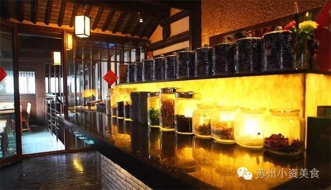茶语絮人生丨一杯清茶一曲评弹在苏城把日子过成诗的人气茶馆√起来！