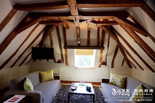 罗莱夏朵香缇,罗莱夏朵怀石