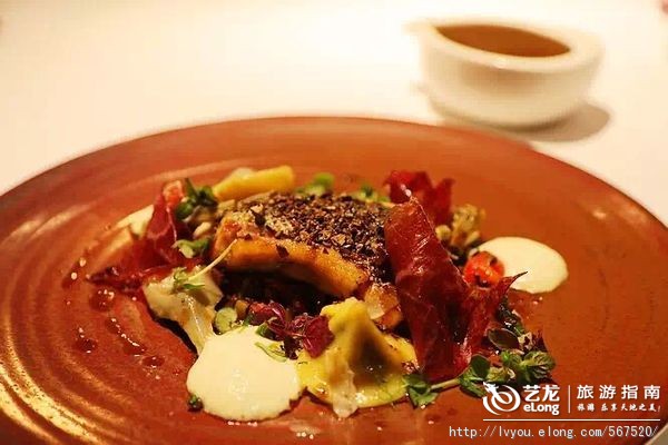 罗莱夏朵香缇,罗莱夏朵怀石