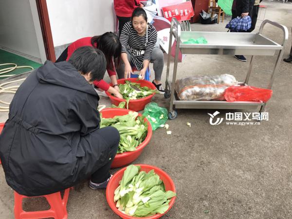 门球比赛展夕阳风采,门球交流活动尽显老年风采