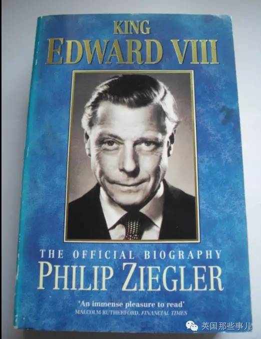 朋友的一句玩笑，这个法国哥们开始觉得自己本该当上英国国王..