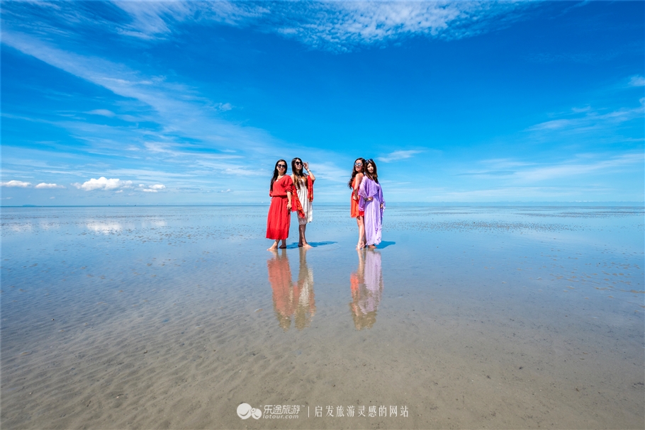 你所不知道的沙滩秘境—“天空之镜”