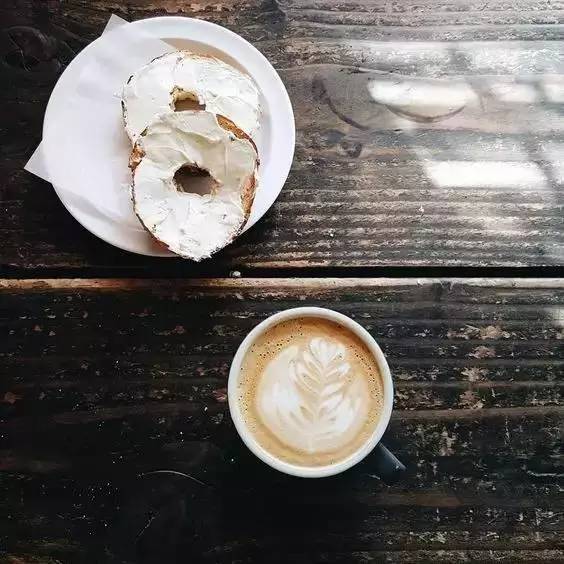 在上海想念成都,在上海想念家乡