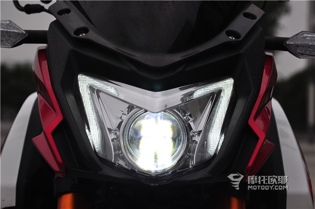 力帆kps150和kpt150区别,力帆kps150和春风150