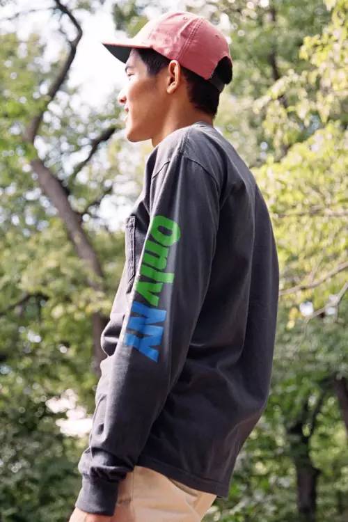 ONLYNY告诉你，不需要大印花等潮流元素，同样可以很潮。