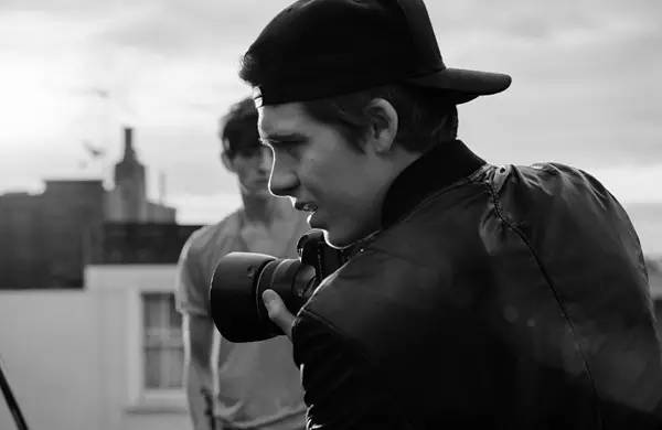 对不起!他们才是时尚圈里的流量担当