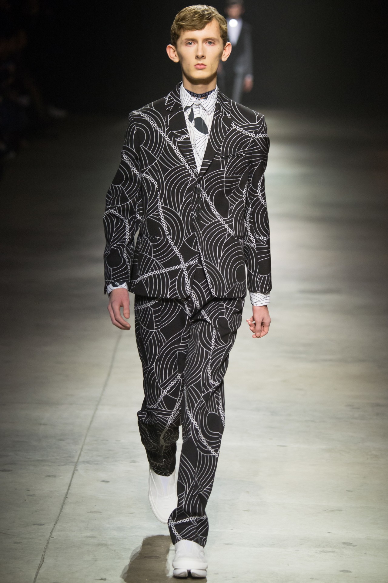 时装周巴黎世家,巴黎时装周kenzo