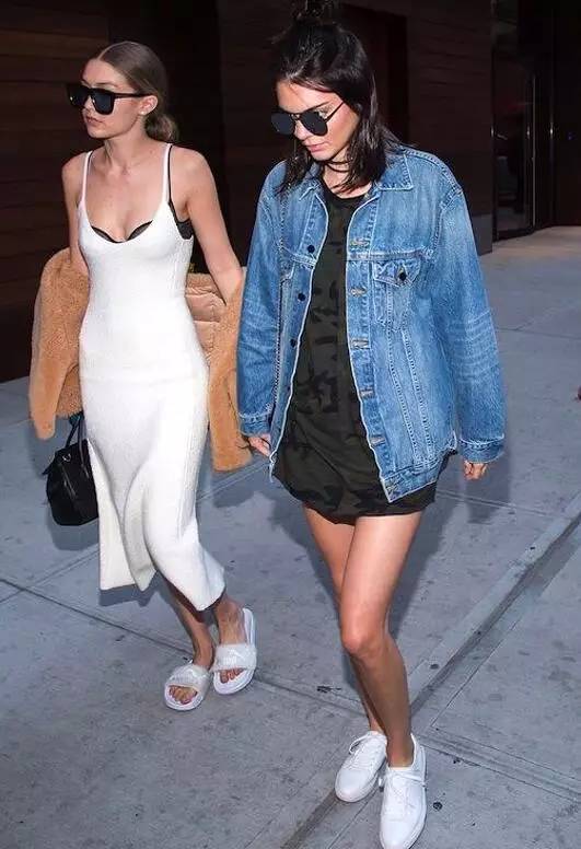 像Gigi一样时髦就穿那样一件牛仔外套（今秋最时髦的牛仔清单）