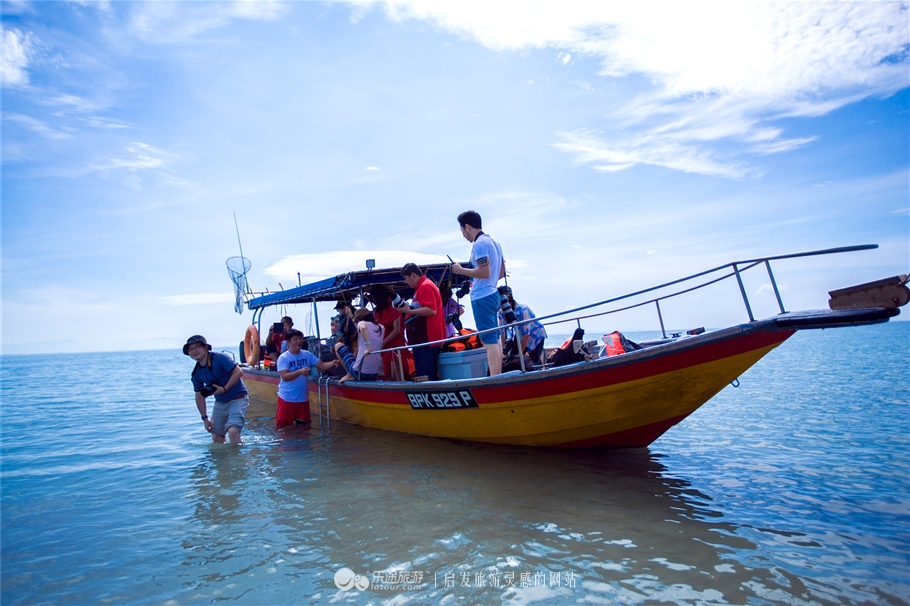 你所不知道的沙滩秘境—“天空之镜”