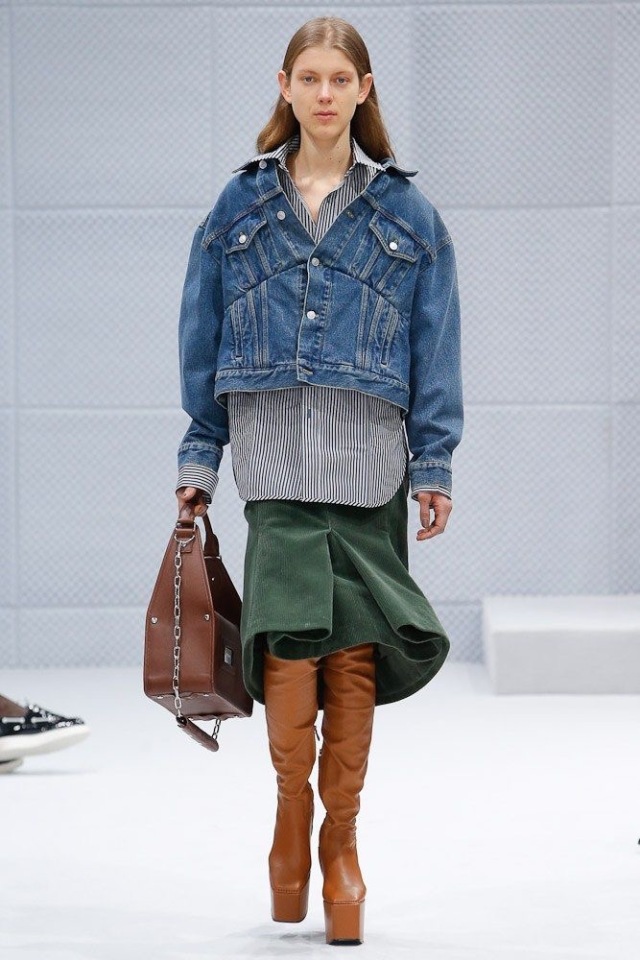 像Gigi一样时髦就穿那样一件牛仔外套（今秋最时髦的牛仔清单）