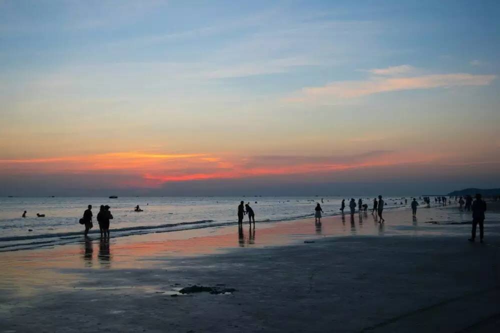 玩出冲浪的感觉,广西最美海边沙滩推荐