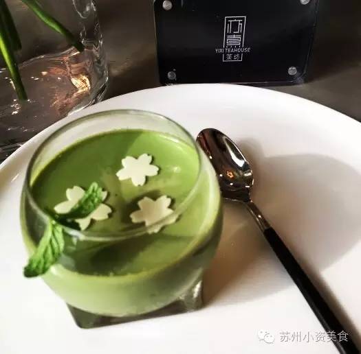 茶语絮人生丨一杯清茶一曲评弹在苏城把日子过成诗的人气茶馆√起来！