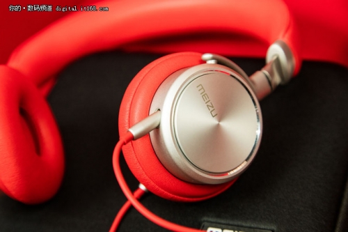 红红火火过新年魅族HD50红色版测评