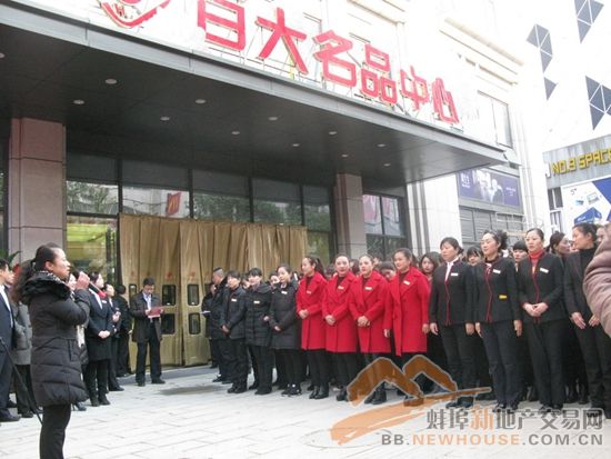 世界那么大只有回到家才能走,世界这么大还是想回老家