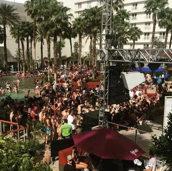 hardrockcafe涓婃捣,hardrockcafe涓滆帪