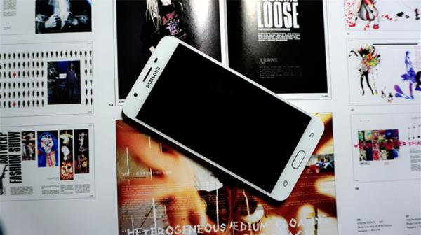 三星GalaxyOn7（2016）体验：大牌也玩高性价比了