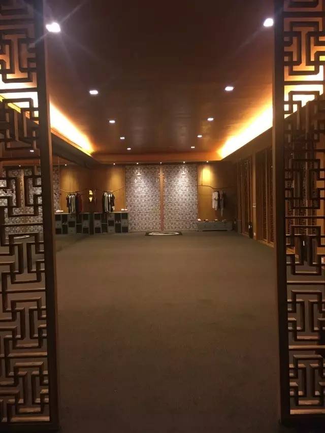 这里是阿里“校园”，有你没见过的热血沸腾（微信：桥水投资）