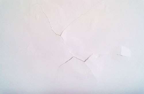 家中墙壁为什么会上霉,墙壁有大面积霉怎么处理