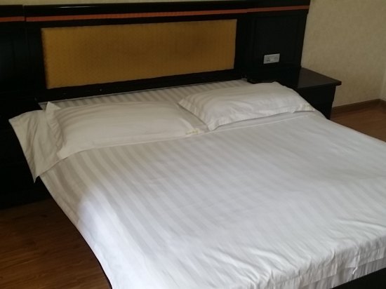 游桂林漓江附近酒店,去桂林旅游住哪个酒店好点实惠