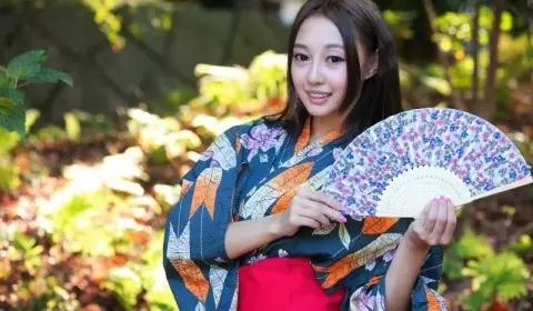 兜里只剩下几毛钱该买什么,穷到兜里只剩五块出头