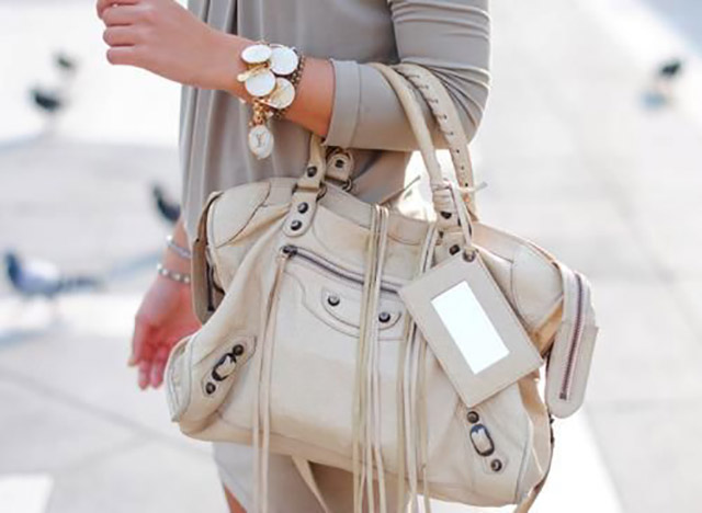 你真的了解法国的浪漫吗,巴黎世家机车包有几款