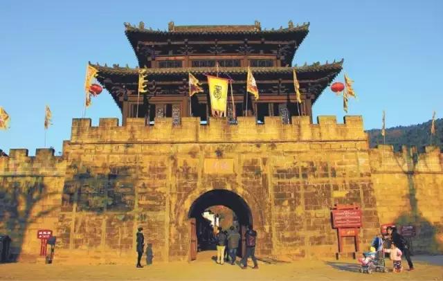 如果你来广元,我才不带你去剑门关嘞!