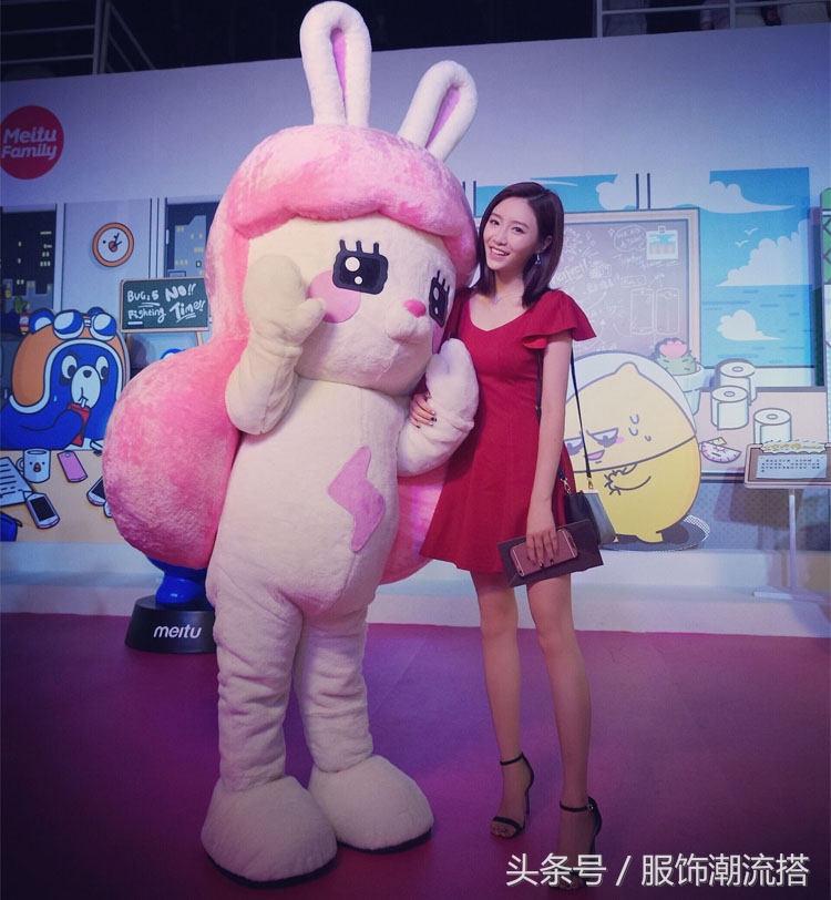 娇小女生怎么穿才能摆脱路人感,娇小女生装扮