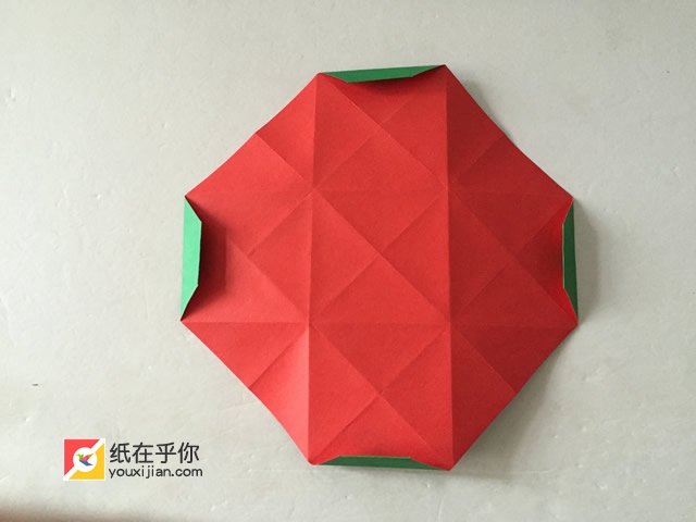 纸在乎你手工折纸：爱心收纳盒（二）折纸视频图解